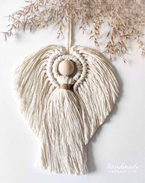 anioł ze skrzydłami ze sznurka bawełnianego